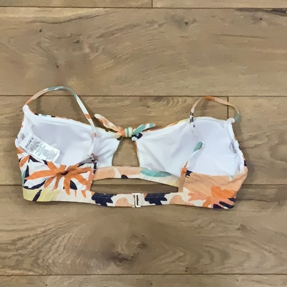 Roxy Bikini Swimsuit - Picture 3 of 6